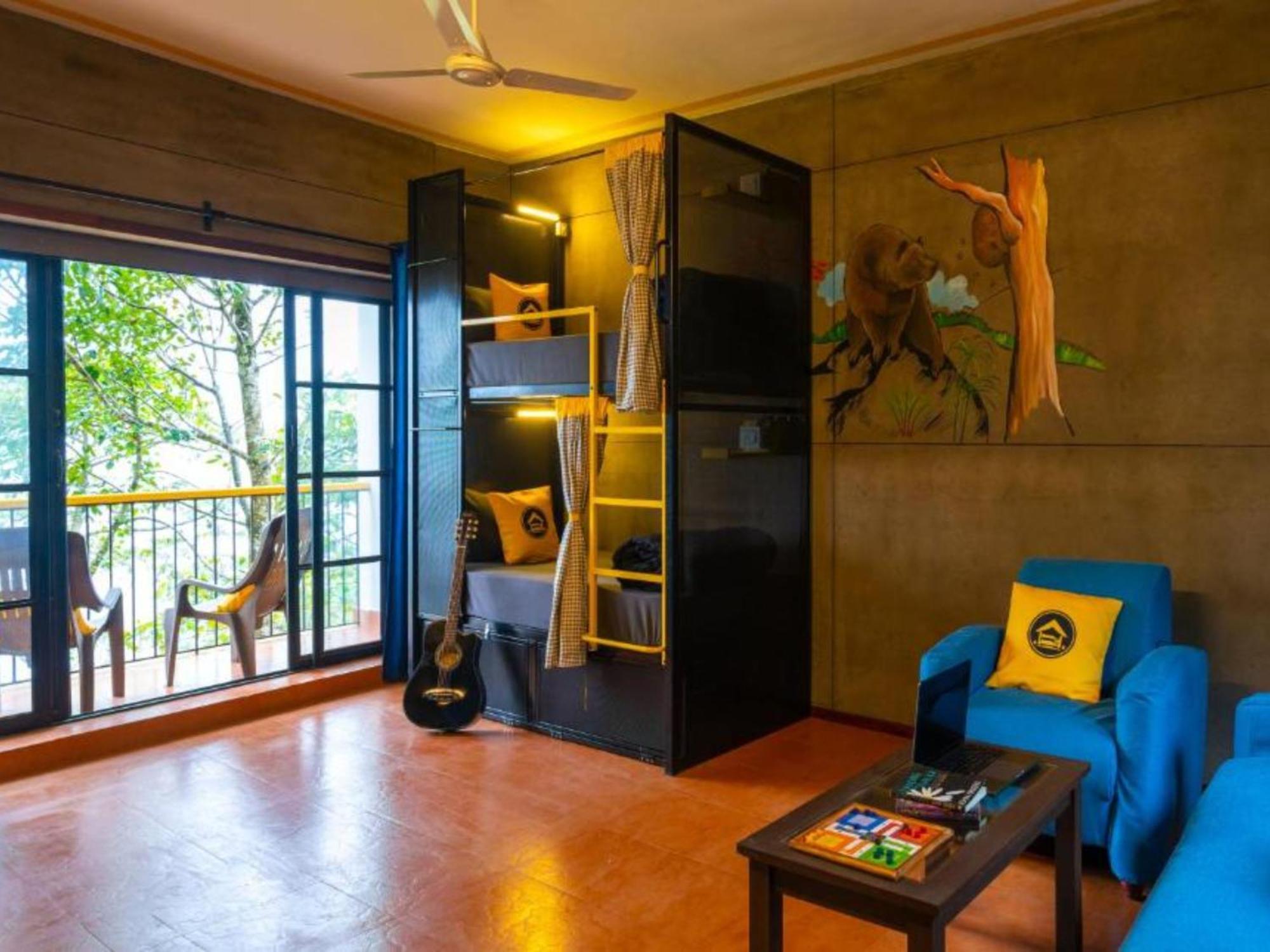 The Hosteller Munnar Room photo